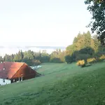 Viaux-fontaine 度假居 *