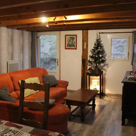 Viaux-fontaine Ferienhaus *